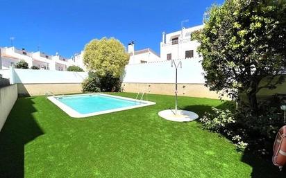 Schwimmbecken von Wohnung zum verkauf in Cubelles mit Klimaanlage, Terrasse und Balkon