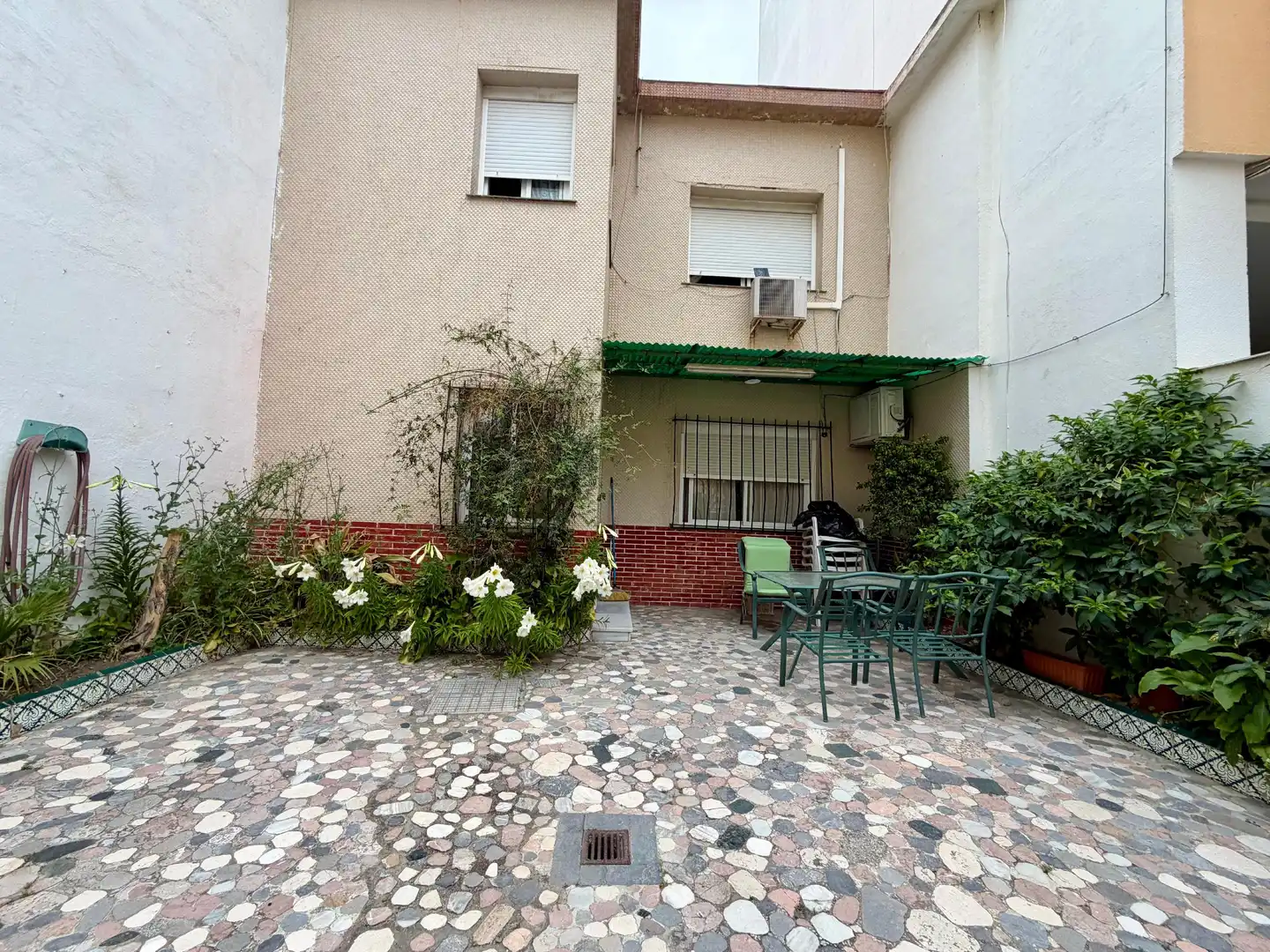 Exterior view of Detached homes for sale in Cádiz  with Air Conditioner and Terrace