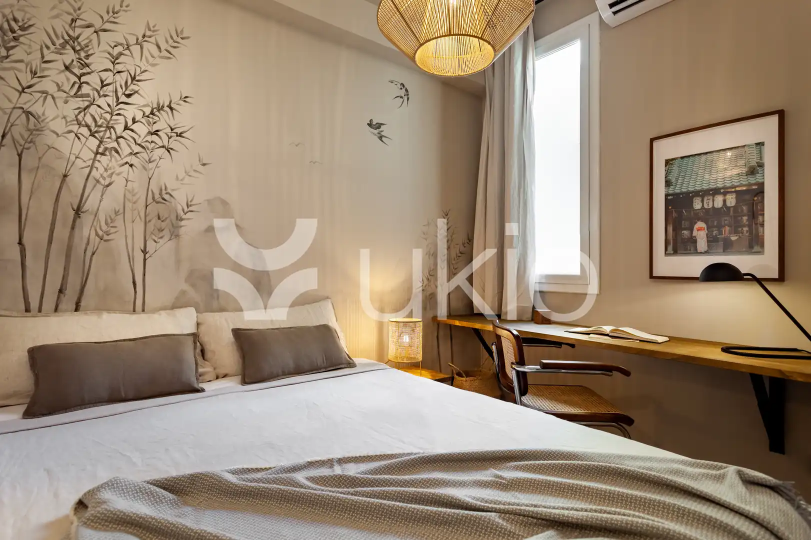 Habitación de Apartamento de alquiler en Barcelona con Aire acondicionado, Calefacción y Amueblado