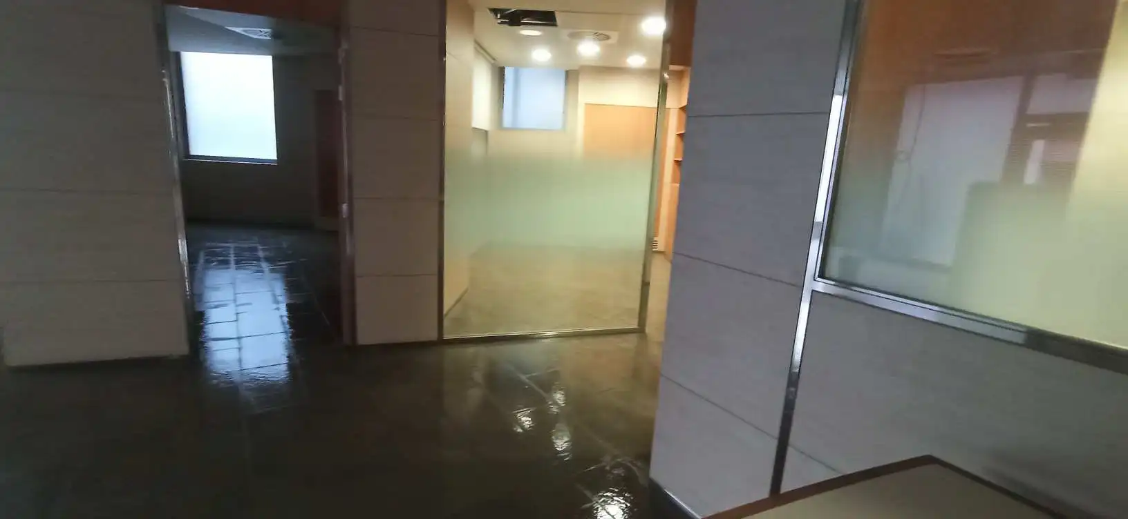 Local comercial en venda a Av Cataluña, imagen 7