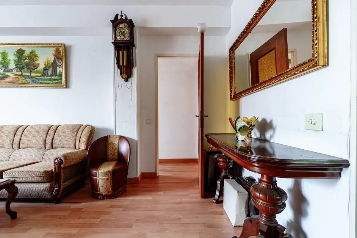 Sala d'estar de Pis en venda en Madrid amb Calefacció, Terrassa i Balcó