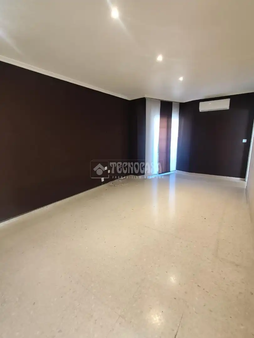 Piso en venta en Levante
