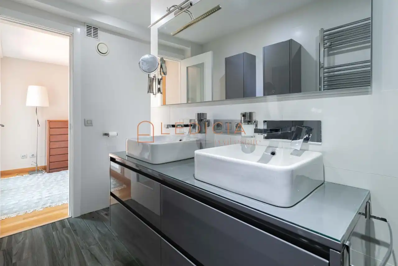 Penthouse mit Aufzug zur Miete in Colon 17, imagen 16