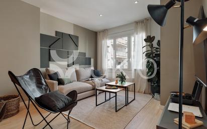 Sala d'estar de Apartament de lloguer en  Barcelona Capital amb Aire condicionat, Calefacció i Moblat