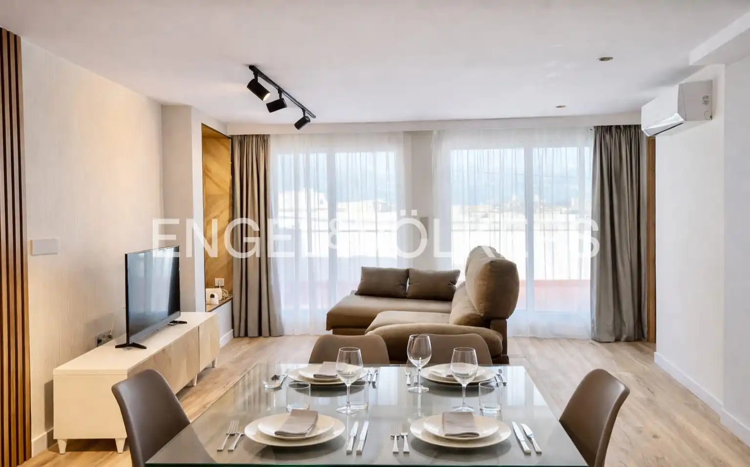 Sala d'estar de Àtic de lloguer en Gandia amb Aire condicionat, Calefacció i Terrassa