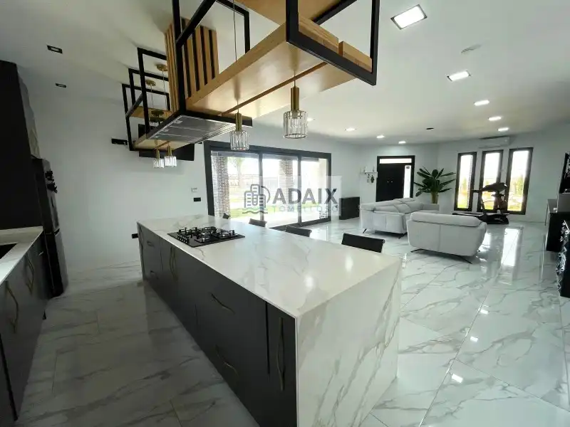 Kitchen of Houses for sale in Tomelloso  with Air Conditioner, Heating and Swimming Pool
