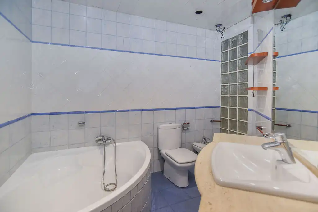 Flat for sale in C/ Pintor Borrassa, Sant Pere Nord