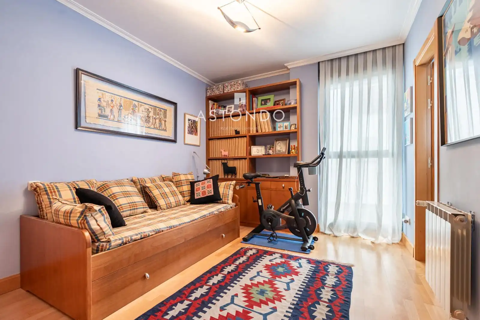 Habitación de Casa adosada en venta en Madrid con Aire acondicionado, Calefacción y Parquet