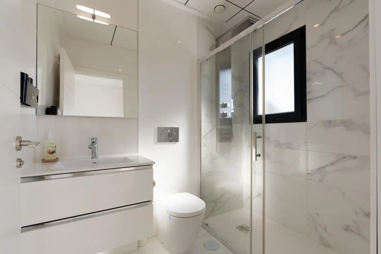 Baño de Casa o chalet en venta en Bigastro con Calefacción, Jardín privado y Piscina