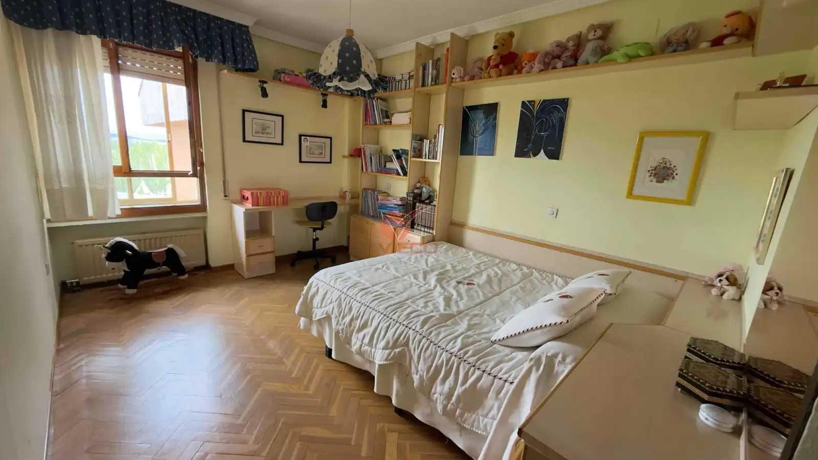 Habitación de Piso en venta en Cuenca con Calefacción, Terraza y Trastero