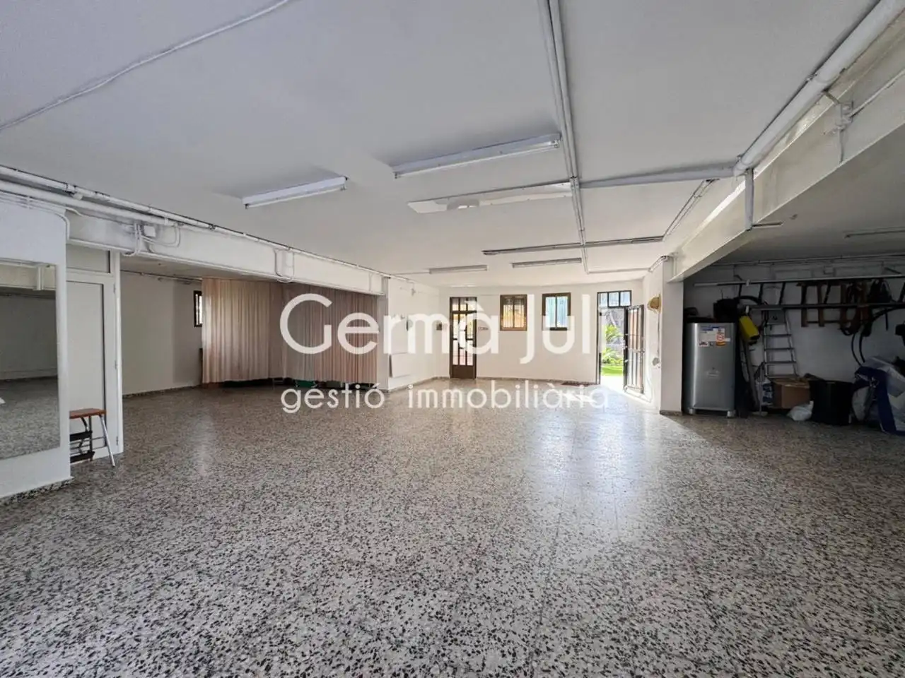 Houses for sale in Badalona  with Heating, Private garden and Terrace