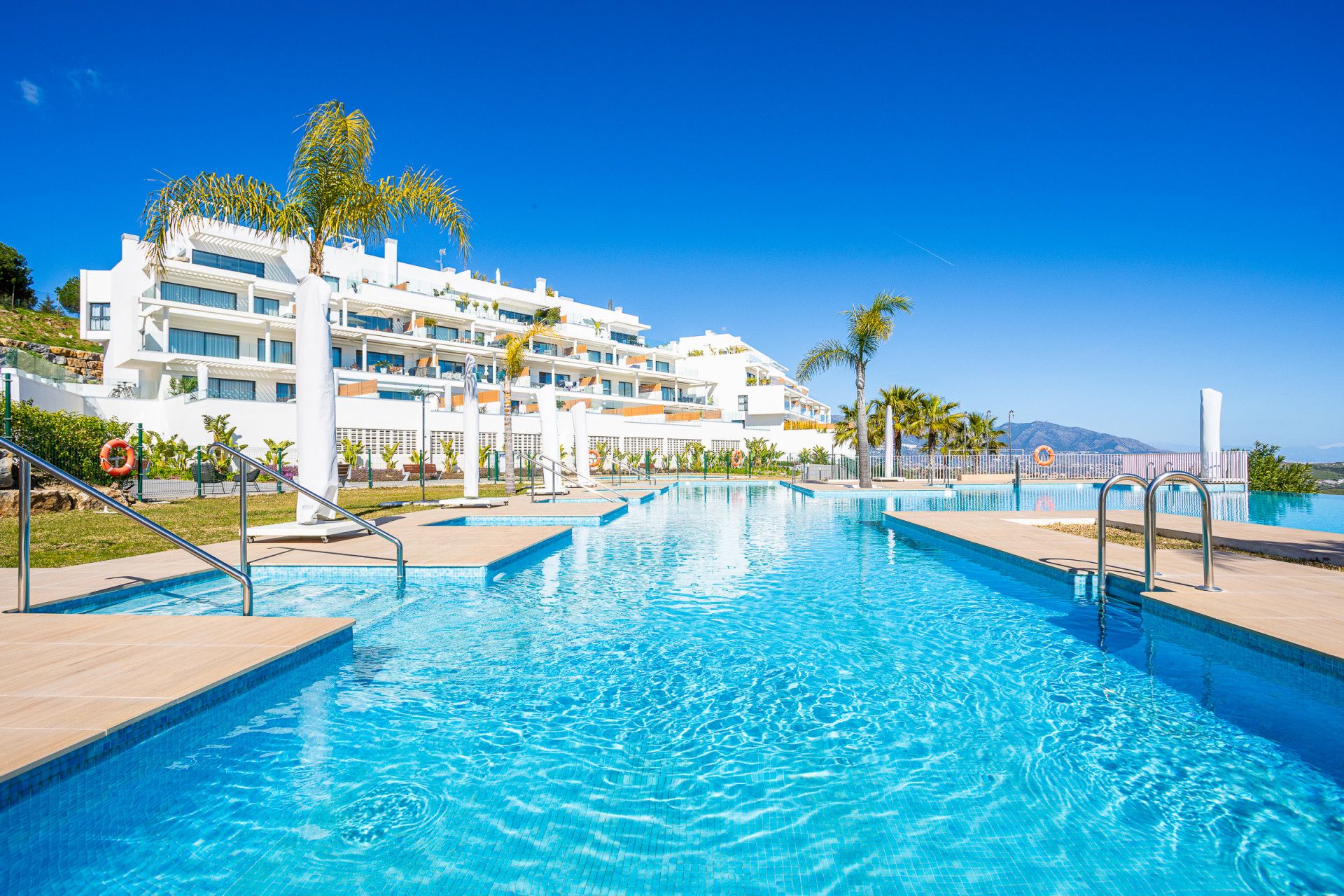 Swimming pool of Planta baja for sale in Mijas  with Air Conditioner, Terrace and Swimming Pool