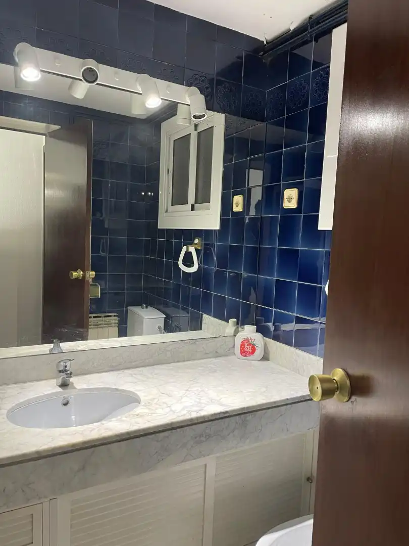 Badezimmer von Wohnung zum Verkauf in Barcelona mit Heizung