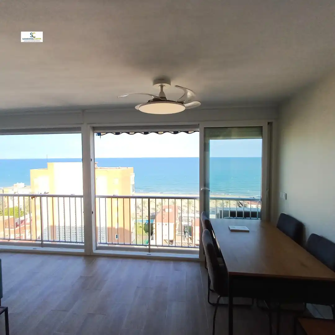 Habitación de Apartamento en venta en Alicante / Alacant con Aire acondicionado y Piscina comunitaria