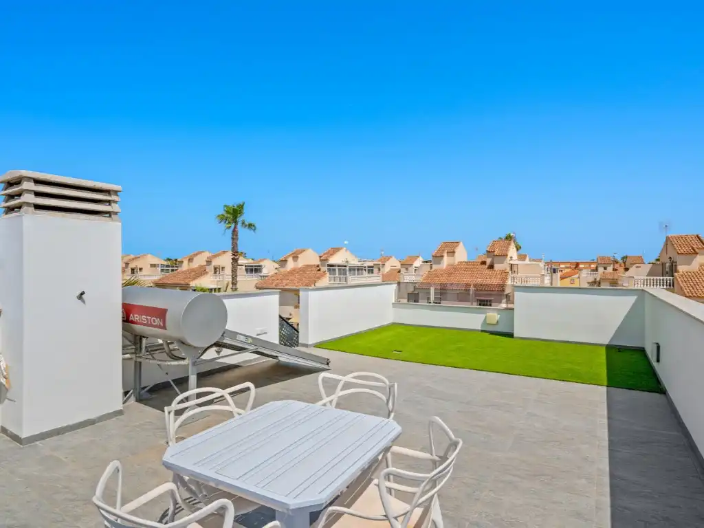 Casa con piscina en venta en Calle las Abubillas, imagen 36