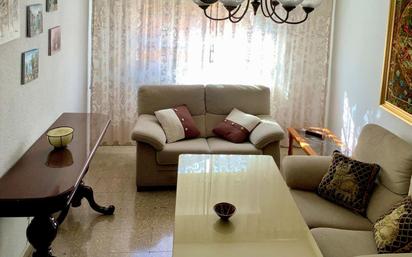 Living room of Flat for sale in  Jaén Capital  with Air Conditioner, Heating and Balcony