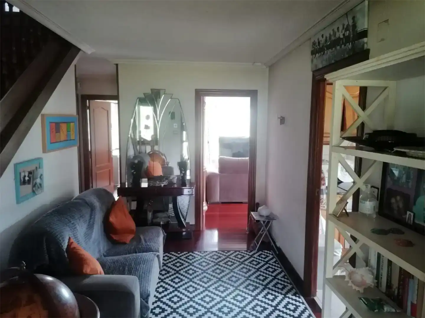 Sala d'estar de Finca rústica en venda en Puente Viesgo amb Aire condicionat i Balcó