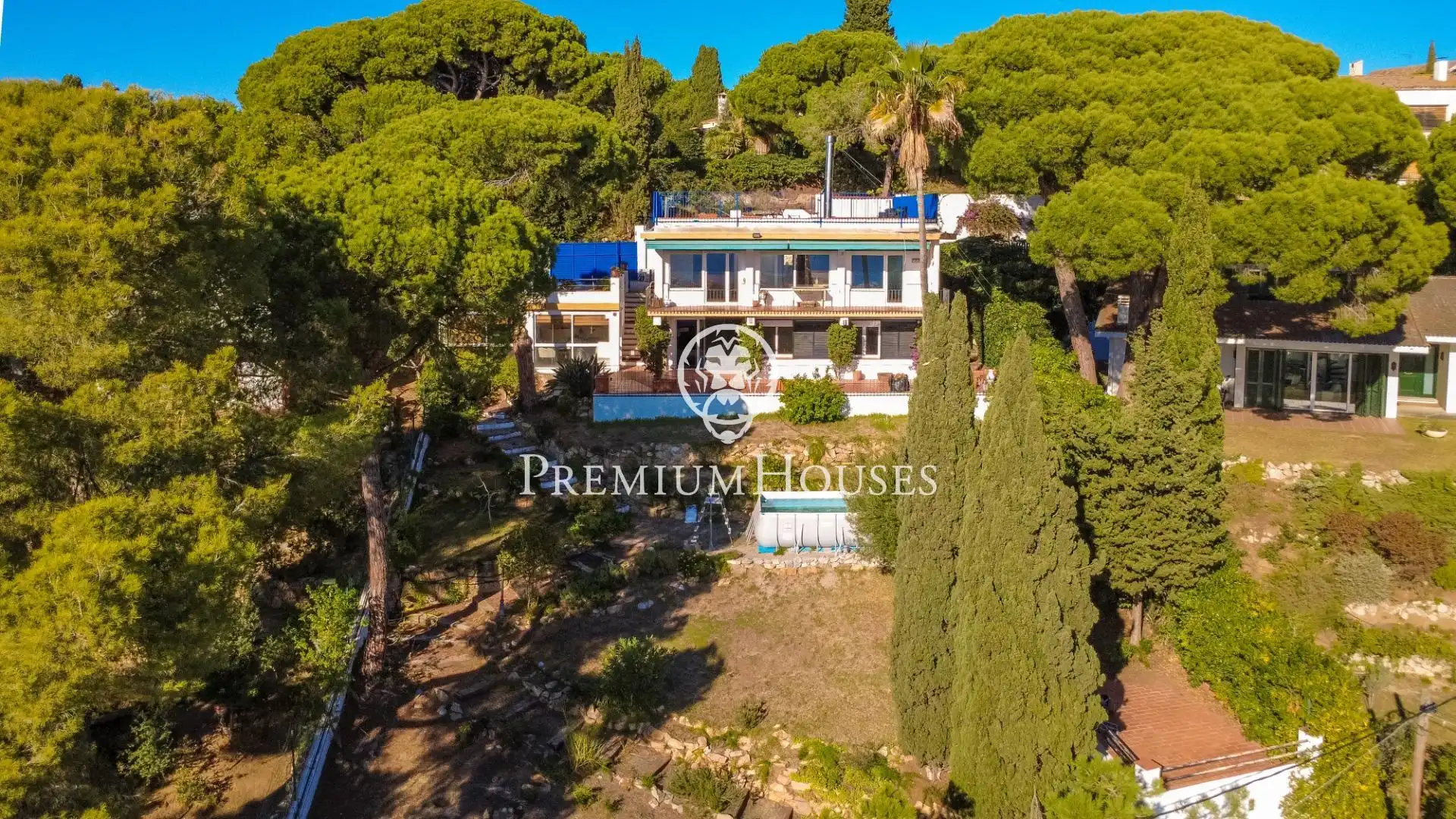 Vista exterior de Casa o chalet en venta en Arenys de Mar con Jardín privado, Terraza y Balcón