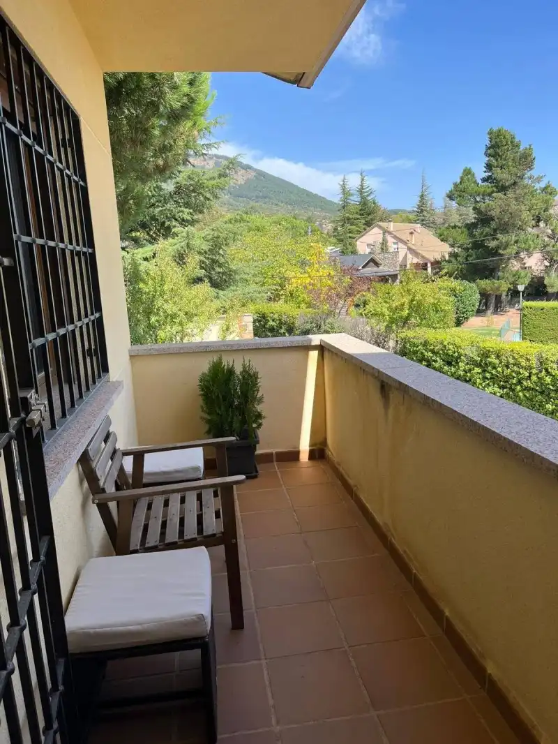 Terrassa de Casa o xalet en venda en Valdemanco amb Calefacció, Terrassa i Traster