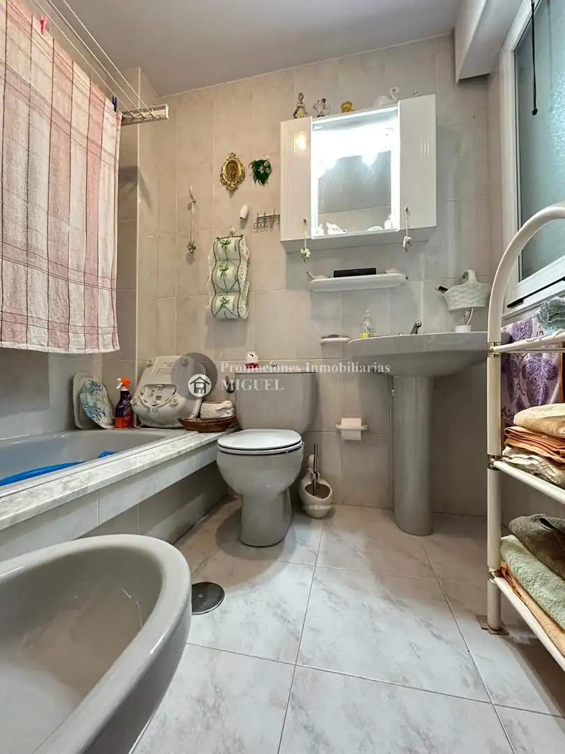 Bathroom of Flat for sale in Verín  with Heating, Terrace and Storage room