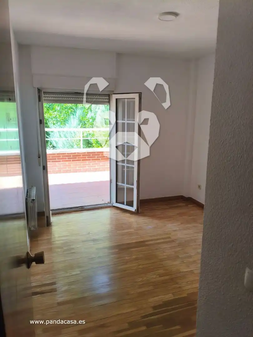 Casa adosada de lloguer en La Moraleja amb Aire condicionat, Calefacció i Parquet