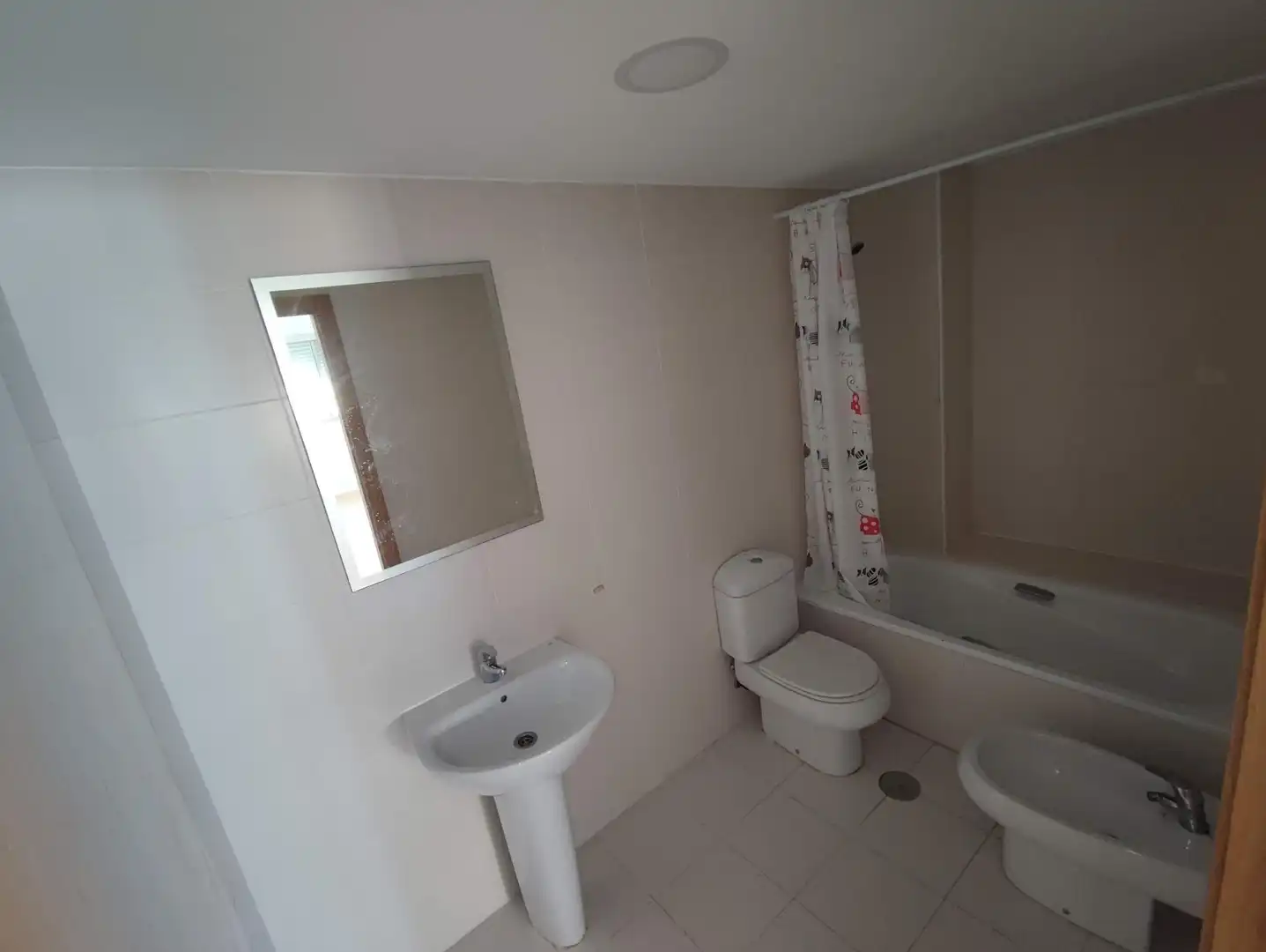 Badezimmer von Wohnungen zum Verkauf in Cartagena