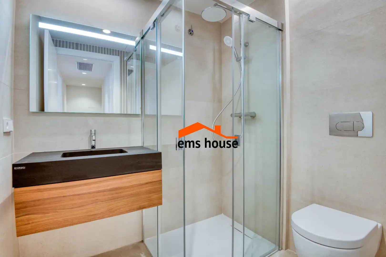 Baño de Casa adosada en venta en Calonge i Sant Antoni con Aire acondicionado, Calefacción y Terraza