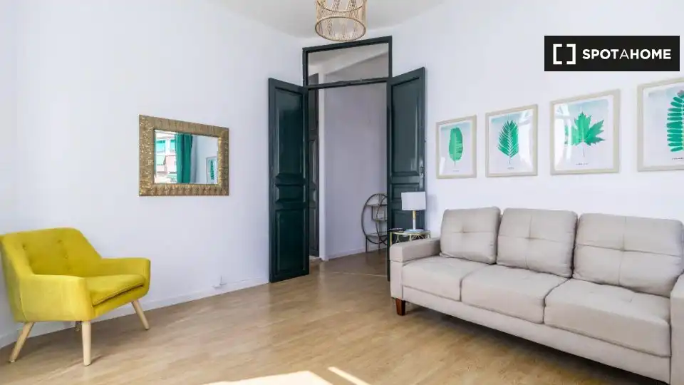 Sala d'estar de Pis de lloguer en Valencia amb Aire condicionat, Calefacció i Moblat