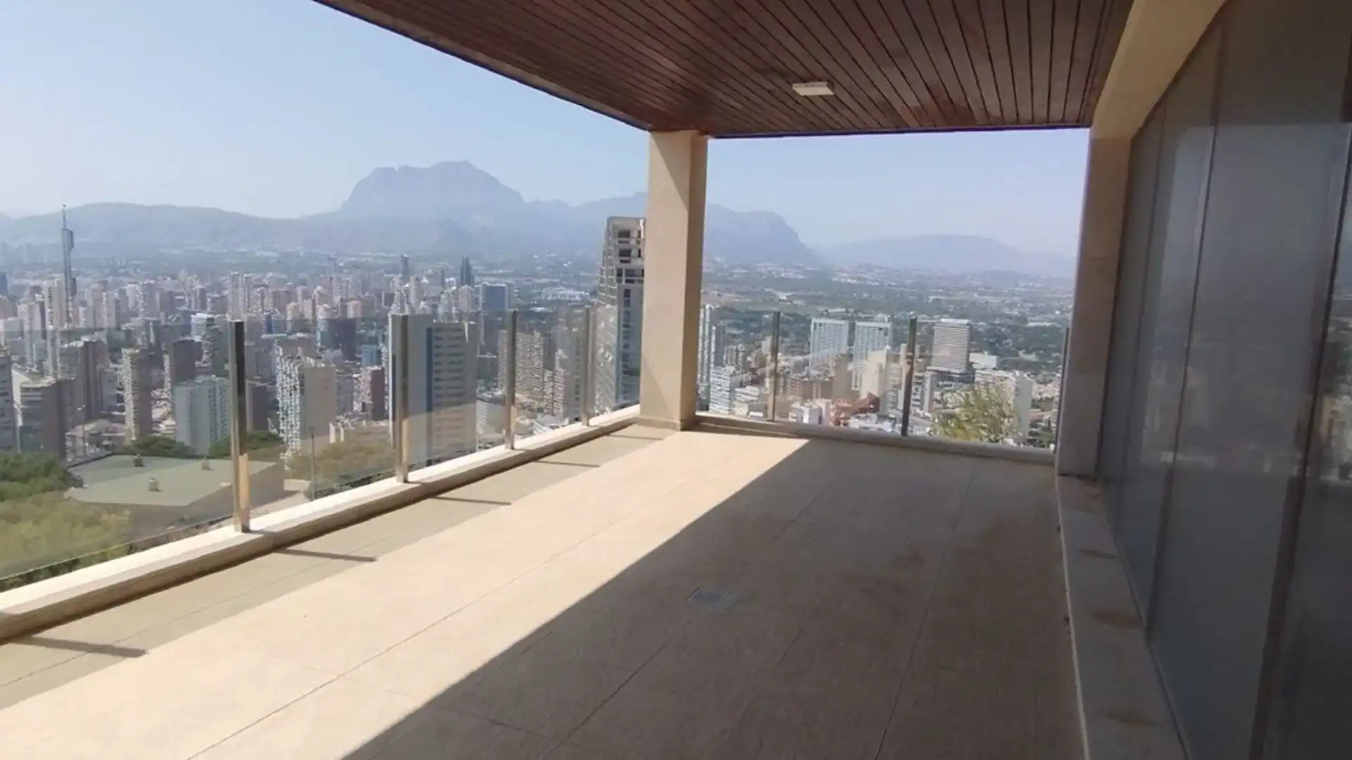 Terraza de Piso en venta en Benidorm con Aire acondicionado, Terraza y Trastero