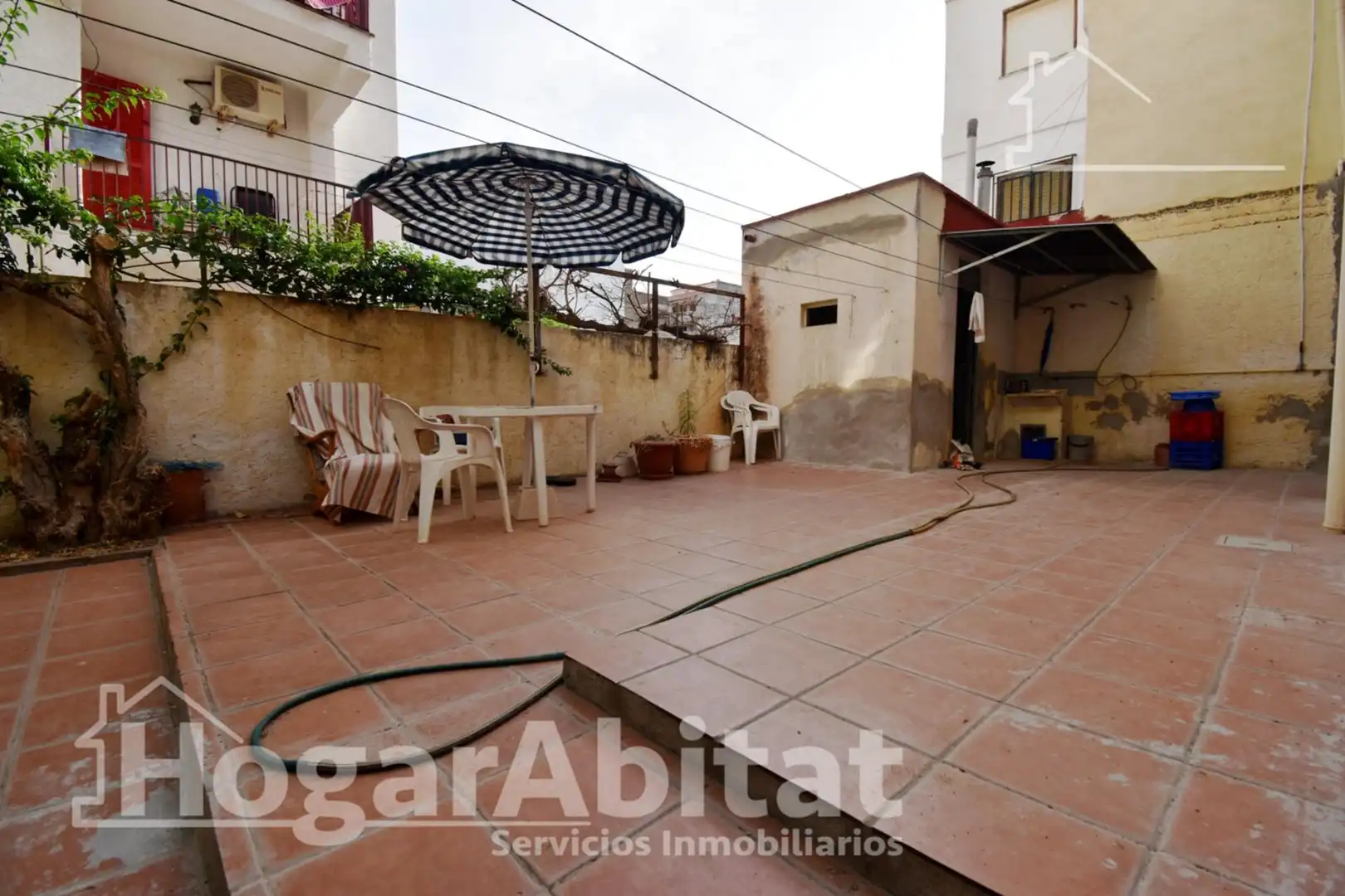 Vista exterior de Casa adosada en venda en Oropesa del Mar / Orpesa amb Terrassa, Traster i Moblat