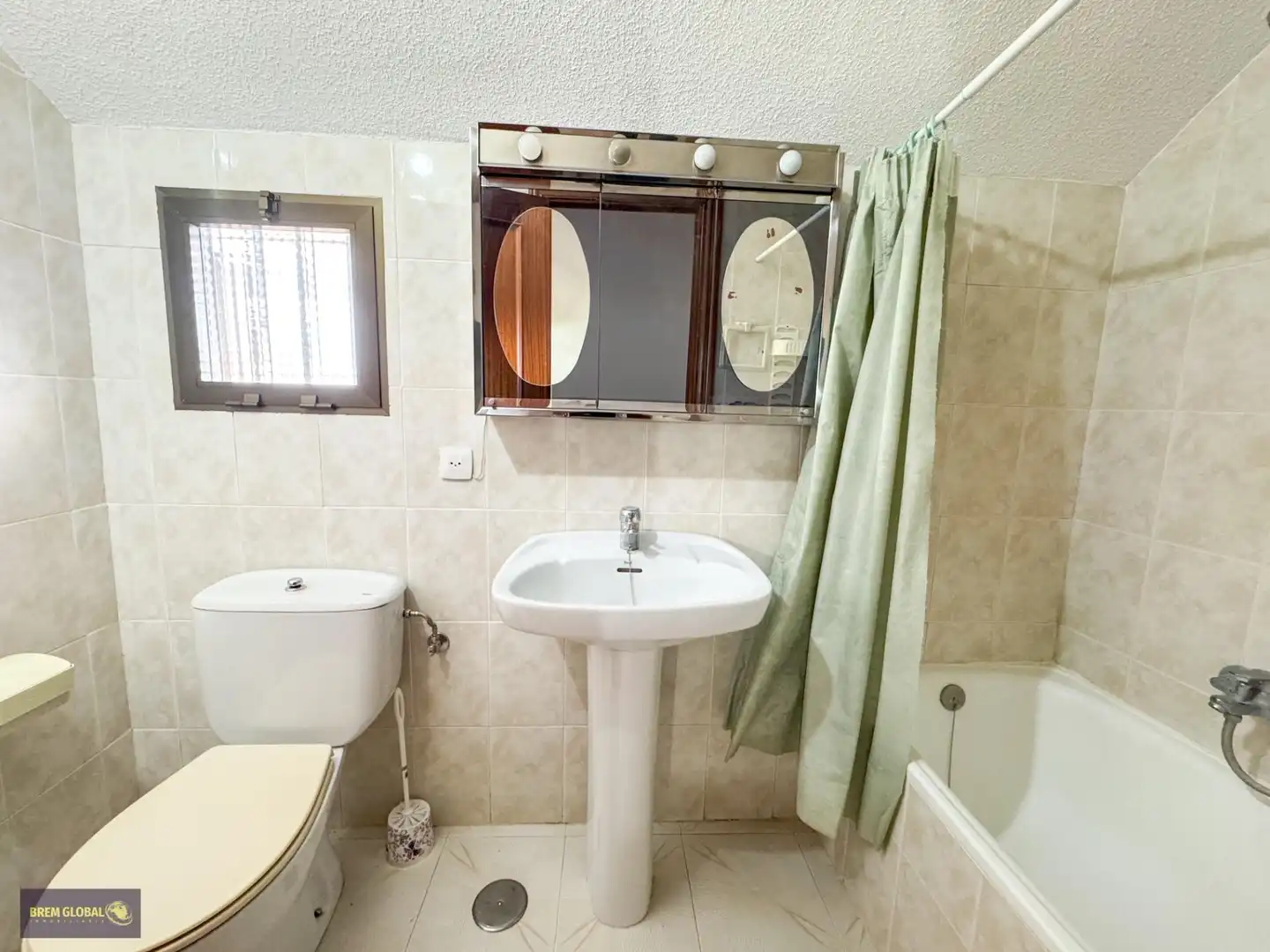 Bany de Casa o xalet en venda en El Berrueco amb Calefacció, Terrassa i Traster
