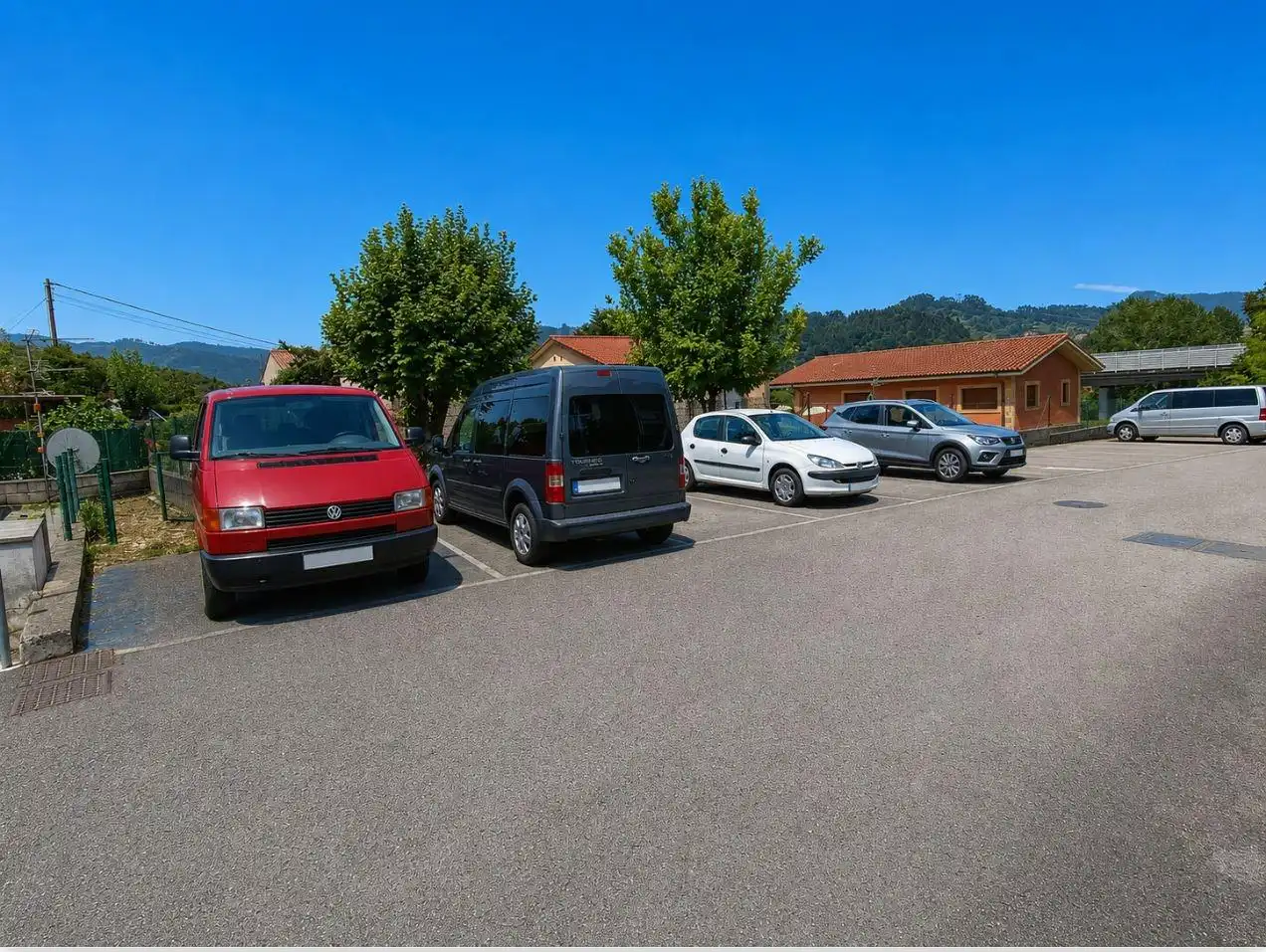 Aparcament de Dúplex en venda en Castañeda amb Calefacció, Terrassa i Traster