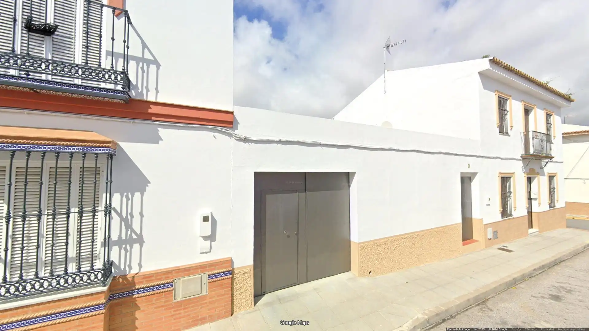 Außenansicht von Residential zum Verkauf in Olivares, Sevilla