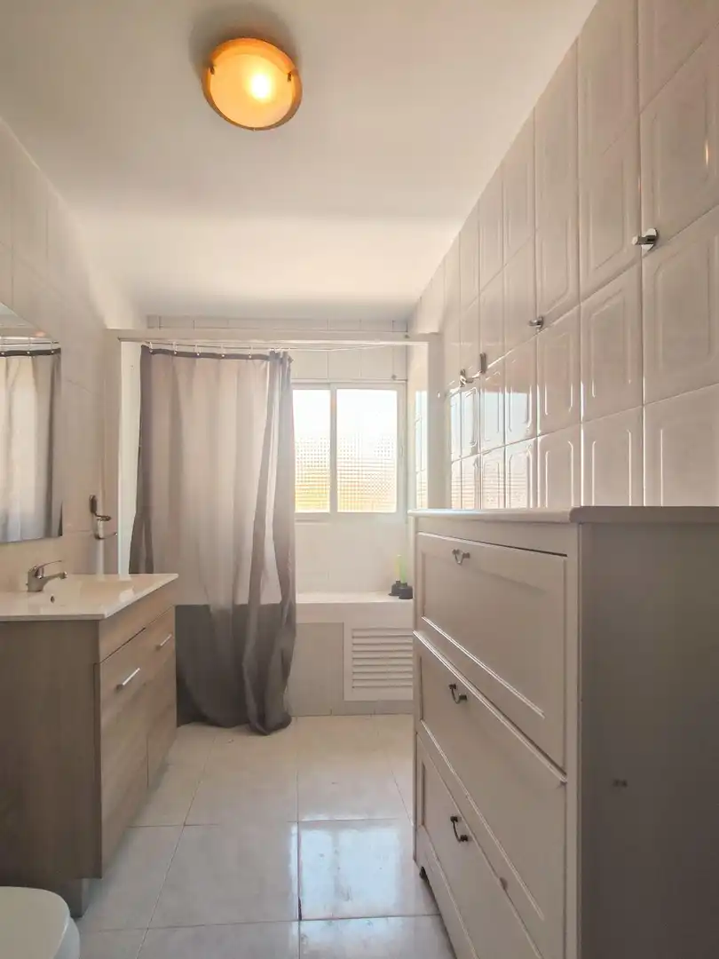 Baño de Piso en venta en Madrid con Calefacción y Parquet