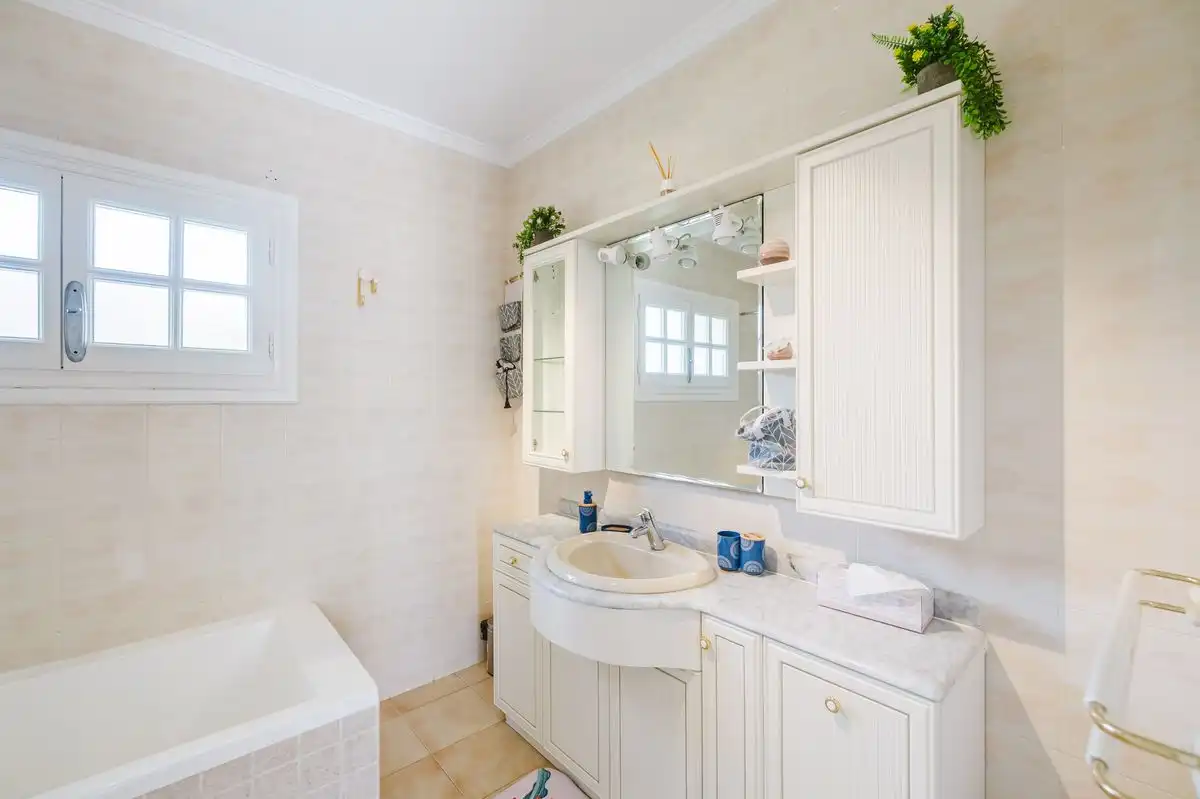 Baño de Casa o chalet en venta en Mijas con Aire acondicionado, Calefacción y Jardín privado