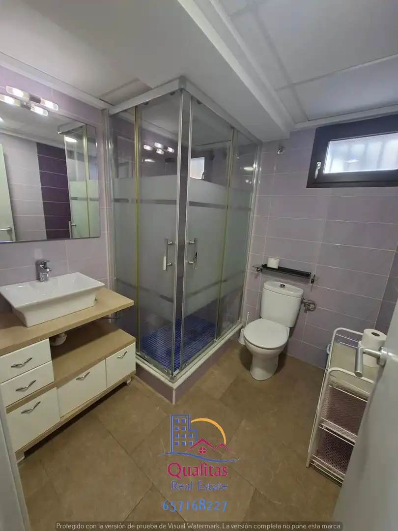 Badezimmer von Wohnungen zur Miete in Oliva mit Klimaanlage, Heizung und Terrasse
