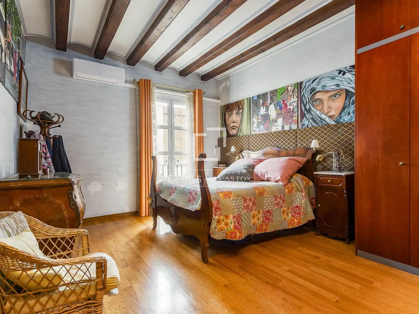 Habitación de Piso en venta en Barcelona con Calefacción, Terraza y Balcón