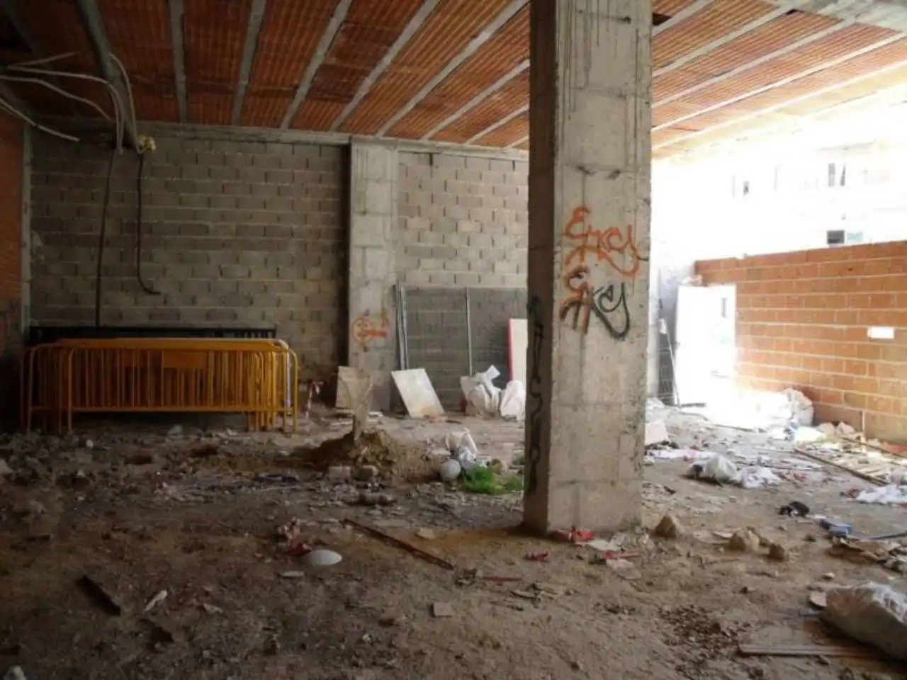 Local comercial en venta en Centro, imagen 2