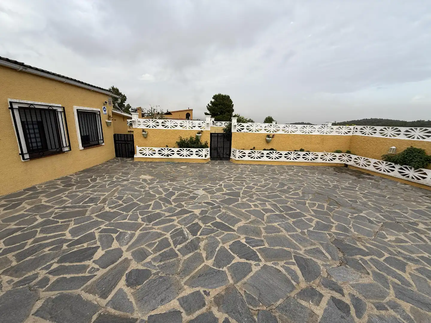 Terraza de Casa o chalet en venta en La Bisbal del Penedès con Jardín privado y Piscina