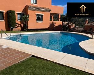 Swimming pool of Flat to rent in Marbella