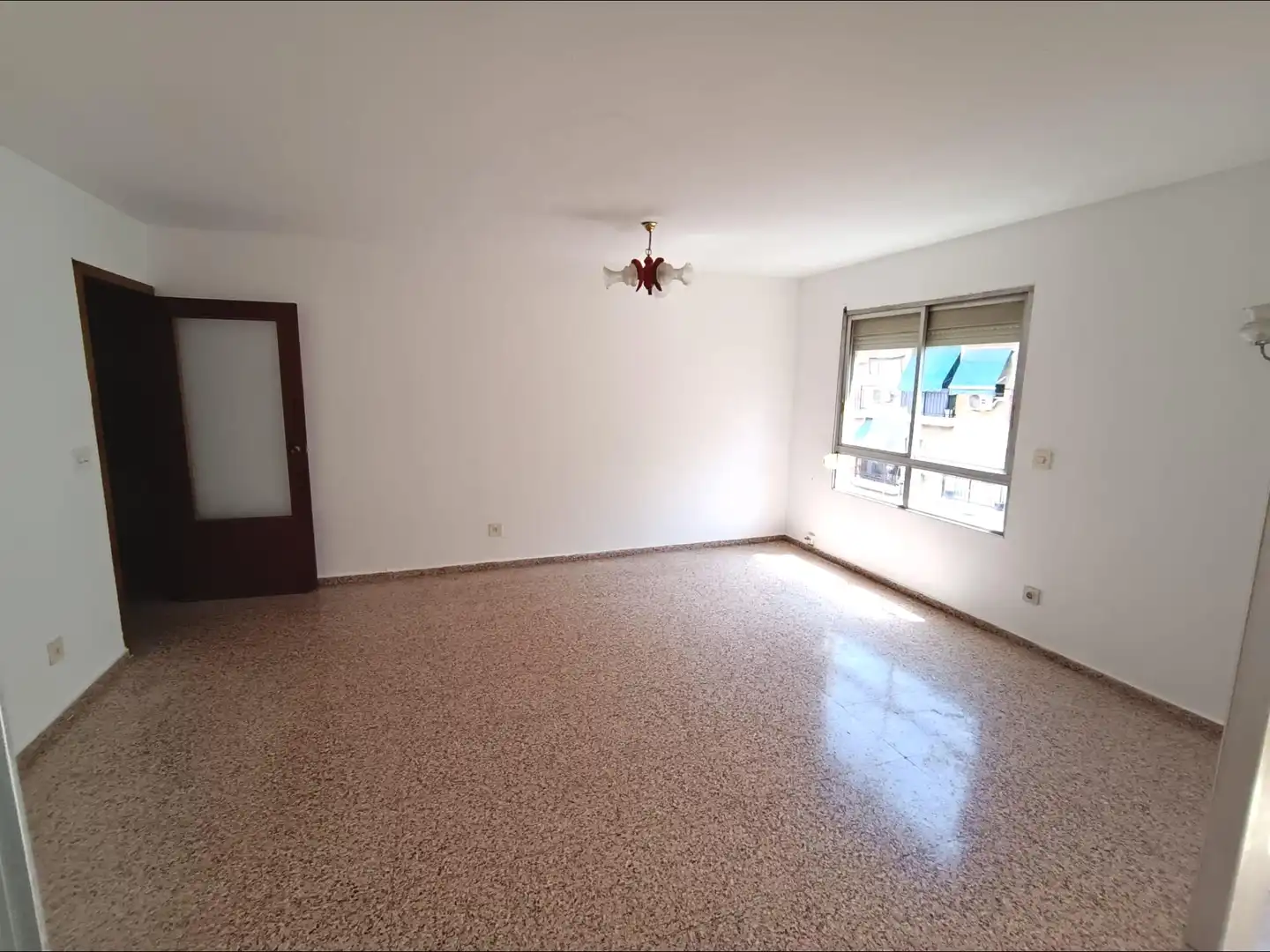 Sala d'estar de Pis en venda en Alicante / Alacant amb Balcó