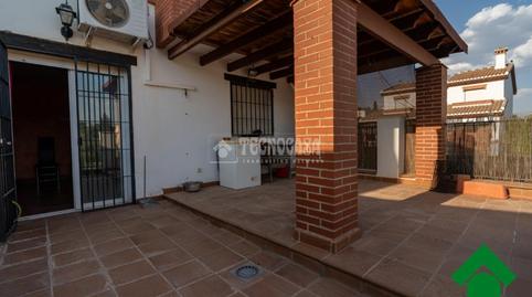 Foto 2 de Casa adosada en venda a Atarfe, Granada