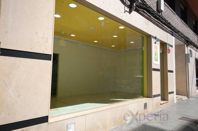 Local comercial en Alquiler en La Felguera