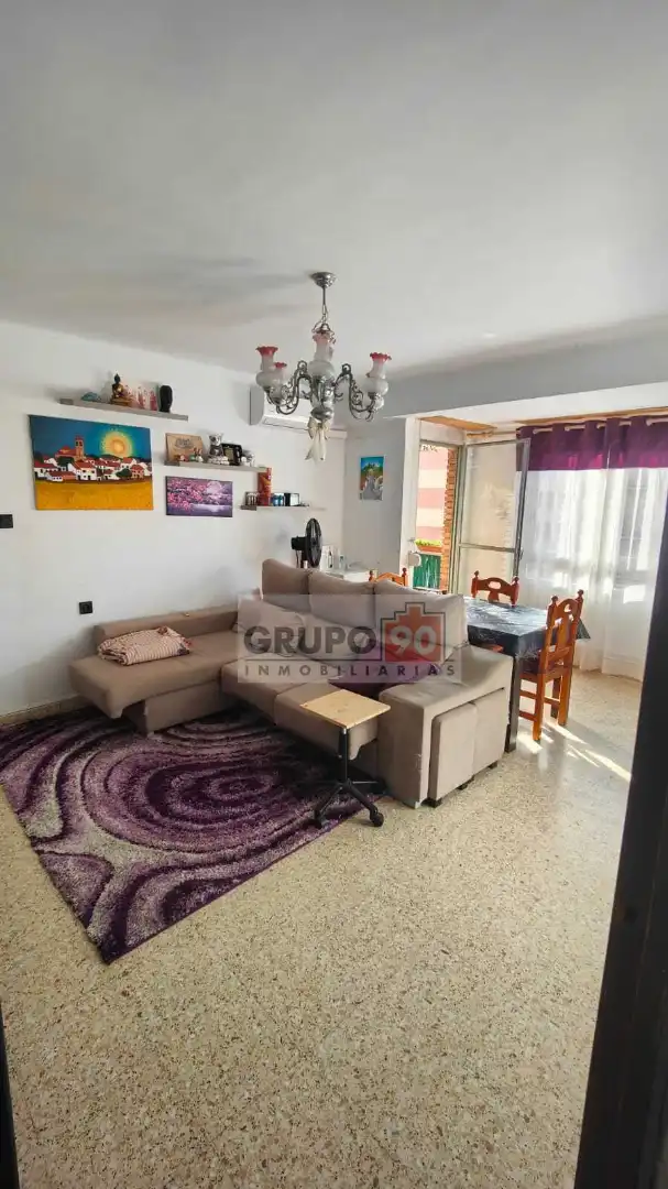 Sala de estar de Piso en venta en La Pobla de Farnals con Balcón