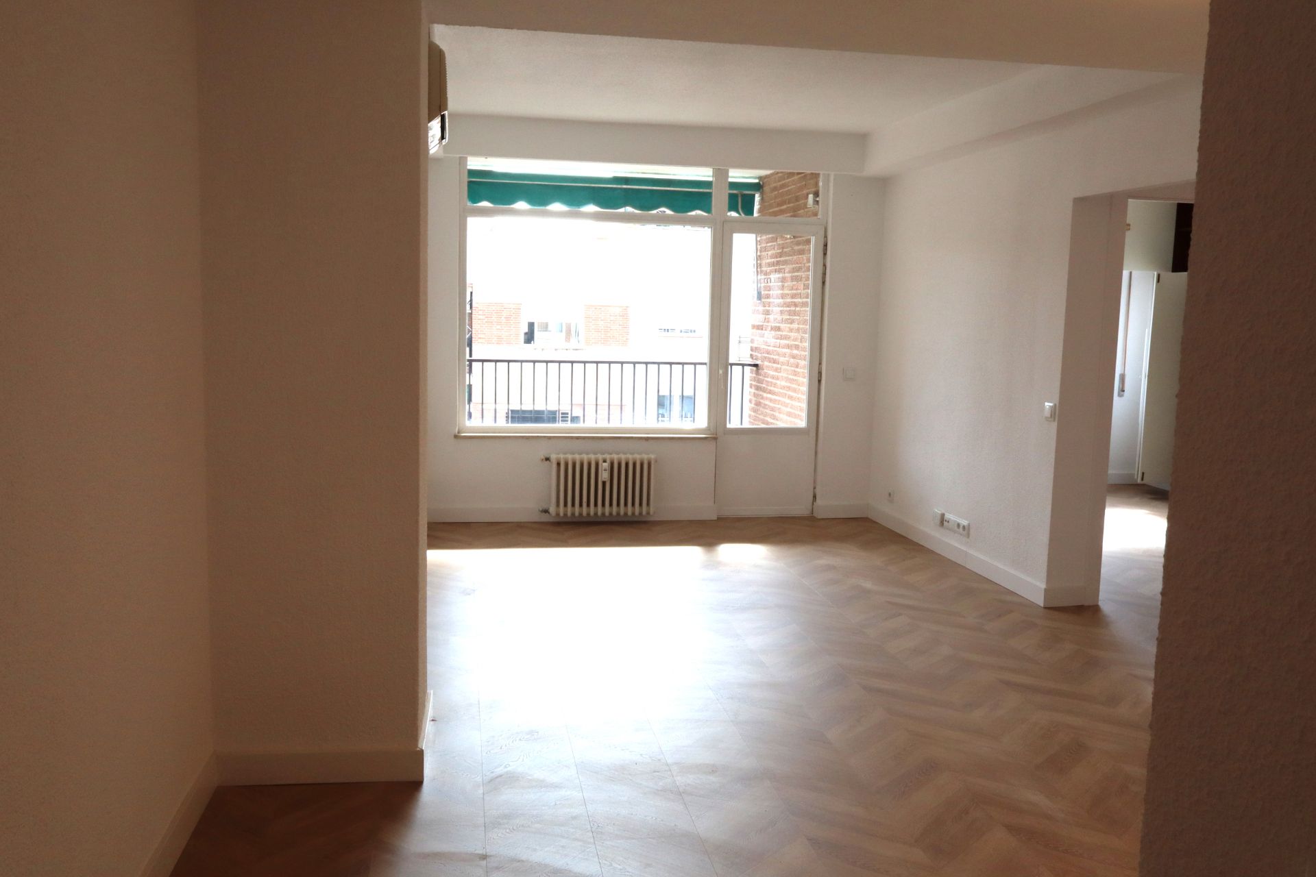 Bedroom of Flat to rent in  Madrid Capital  with Air Conditioner, Heating and Terrace