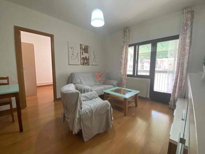 Living room of Flat for sale in Cuenca Capital  with Heating, Terrace and Storage room