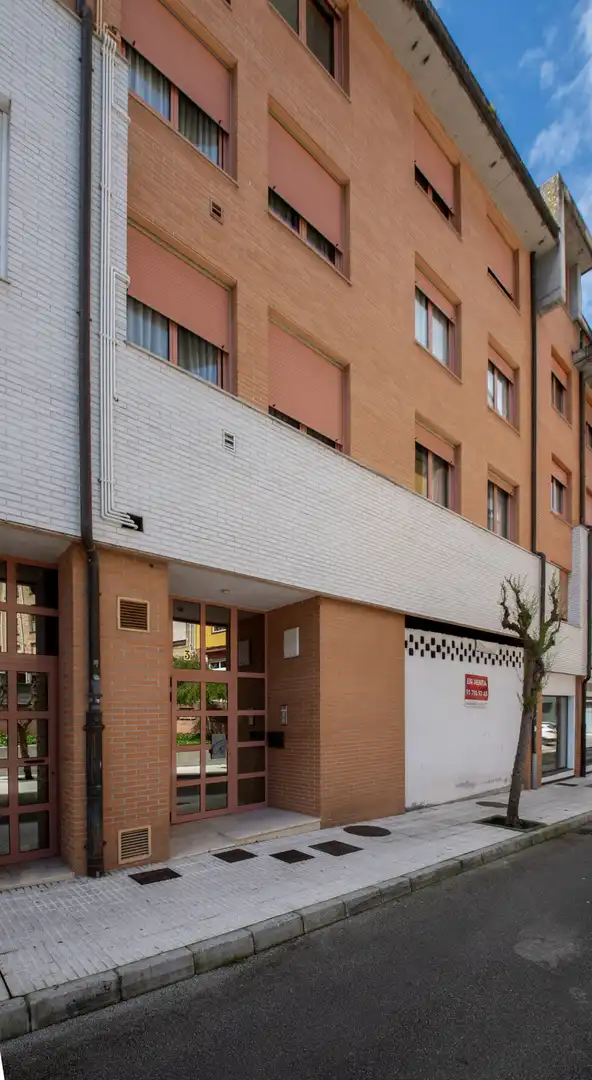 Vista exterior de Ático en venta en Villaviciosa con Calefacción, Parquet y Terraza