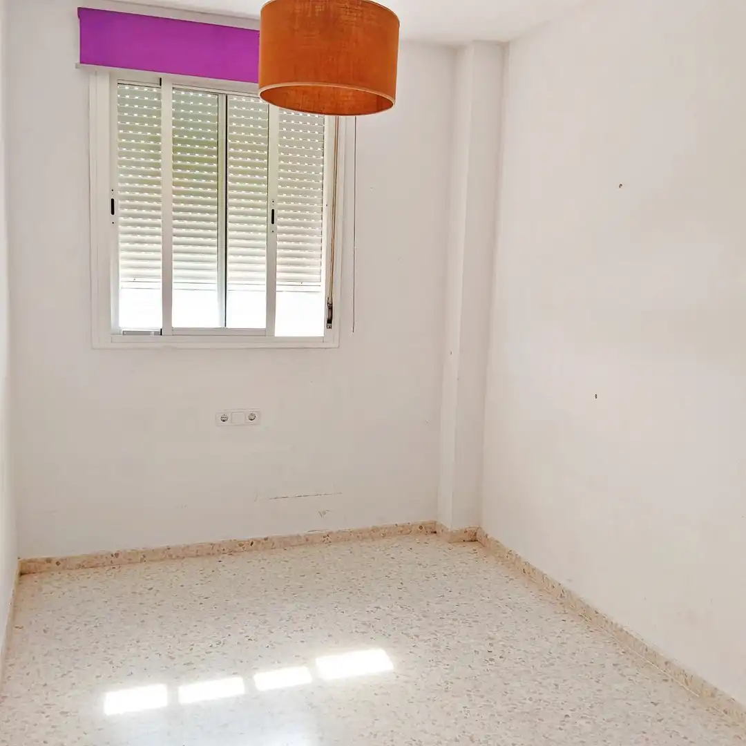 Habitación de Dúplex en venta en Coria del Río con Aire acondicionado, Calefacción y Trastero