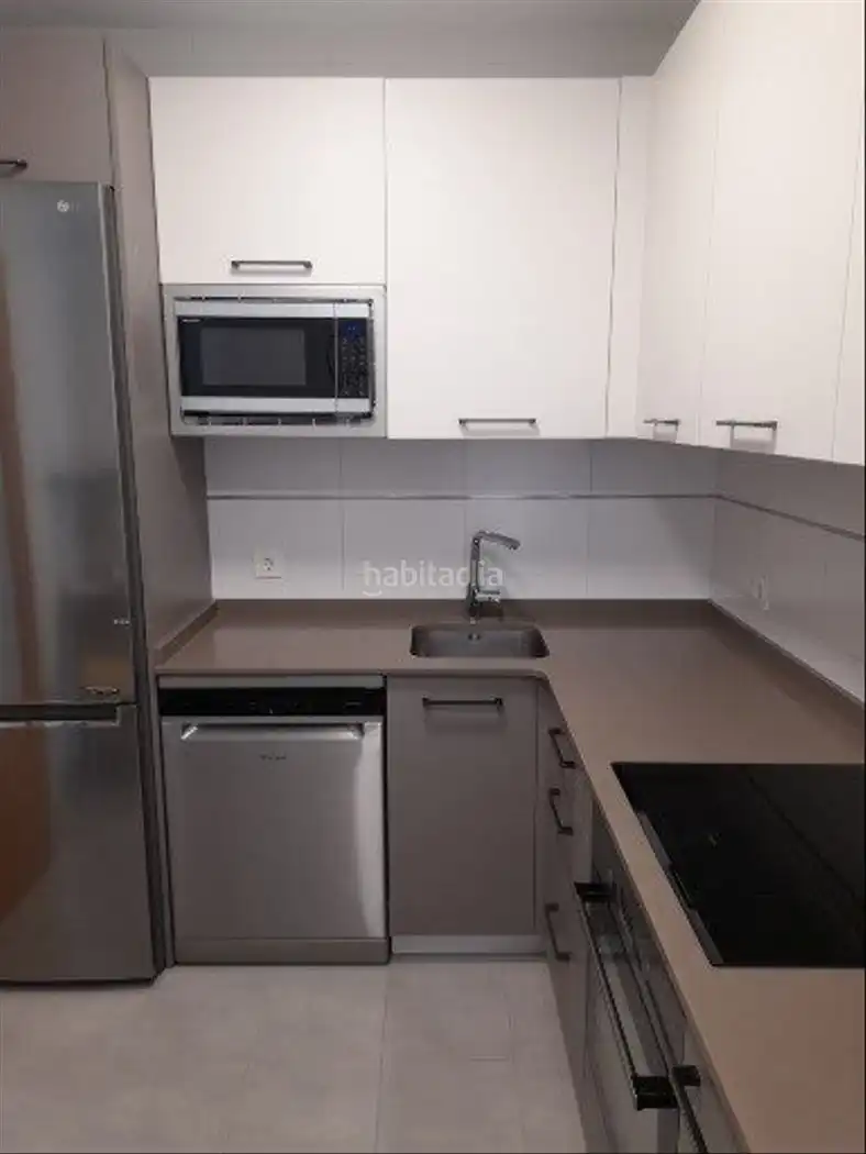 Piso con ascensor en alquiler en Calle Teófilo Ortega 8, imagen 17