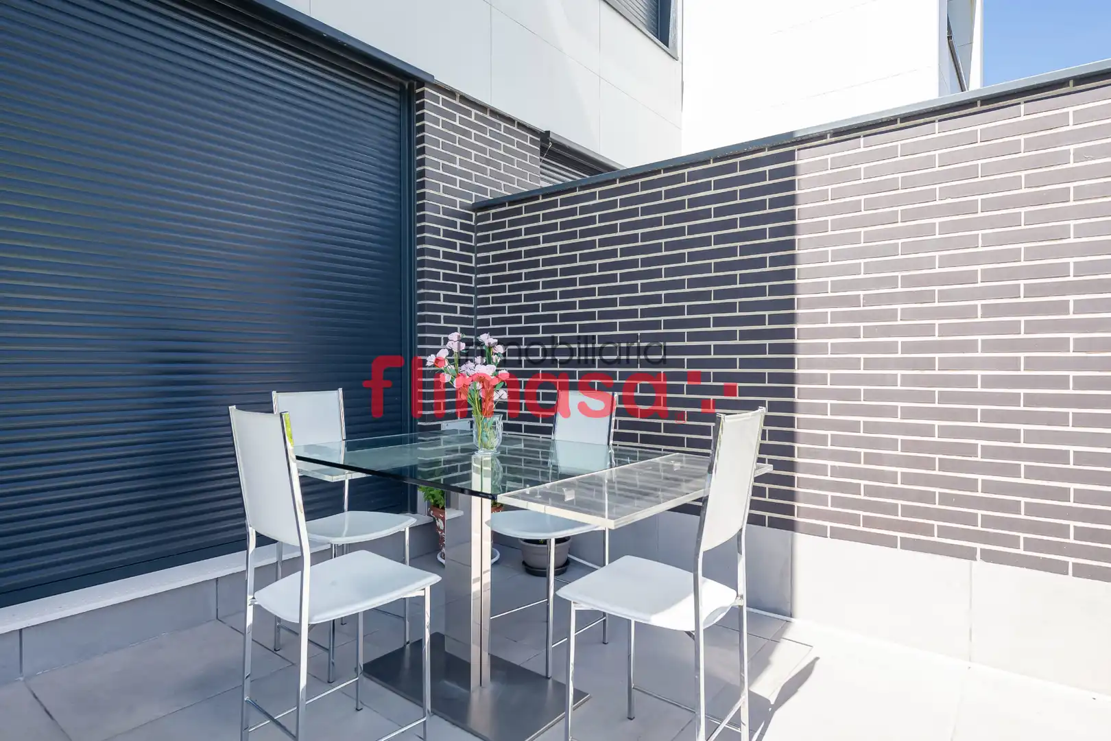Terraza de Casa adosada en venta en Villaviciosa de Odón con Aire acondicionado, Calefacción y Jardín privado